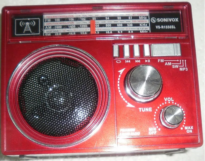 RADIO TOPSONIC C/USB/SD/LANT/RECARREG TS-R270BT