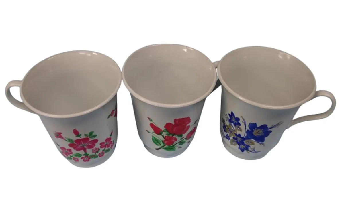 CANECA PLASTICA MELA FORM TZ-802